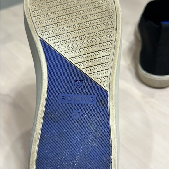 Rothy’s men’s 11.5 - Picture 2 of 3